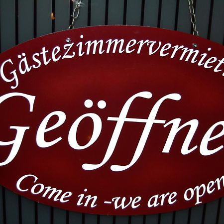 Gast-Und Weinhaus Zwiebelturm Kerken Luaran gambar